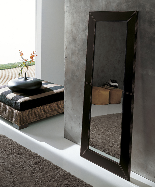 Simply Mirror